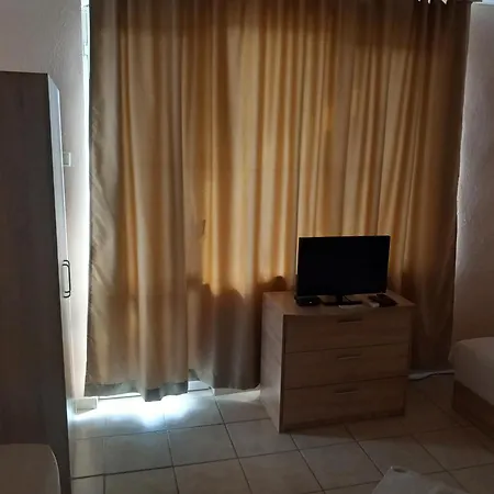 Къща за гости семейство маврови Резово