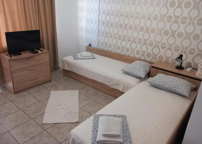 семейство маврови Rezovo