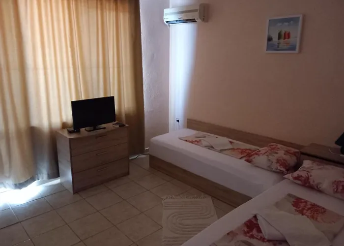 семейство маврови 3*