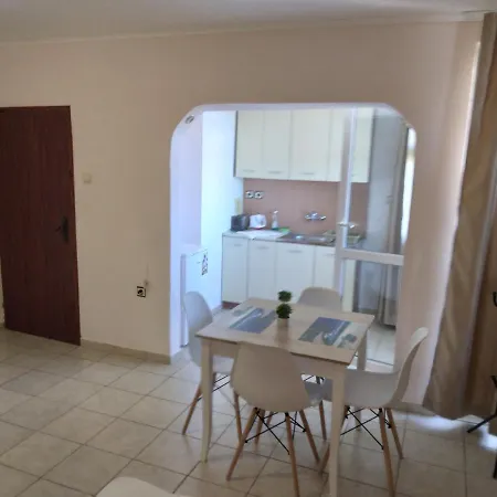 семейство маврови Guest house