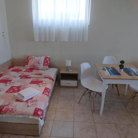 Guest house семейство маврови