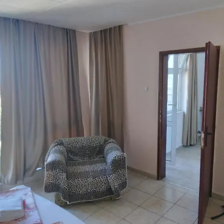 семейство маврови Guest house Rezovo