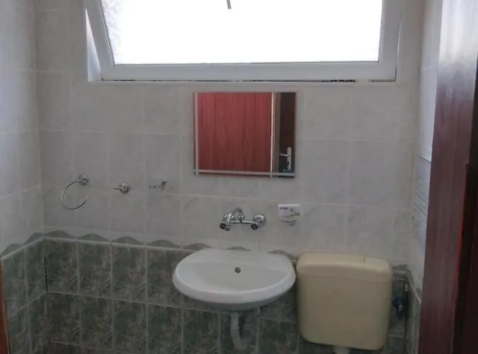 семейство маврови