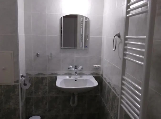 семейство маврови 3* Rezovo