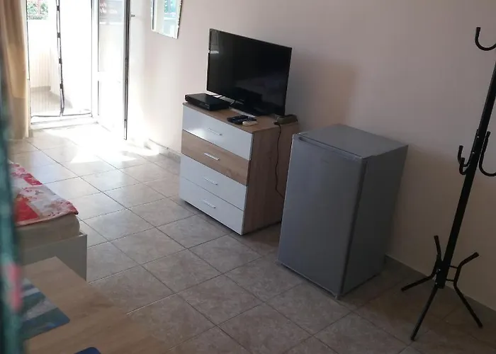 семейство маврови 3* Rezovo