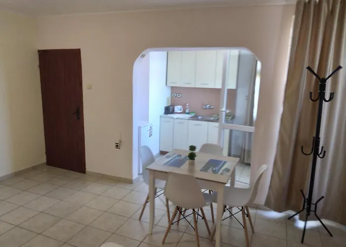 семейство маврови Casa de hóspedes