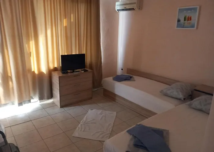 семейство маврови Casa de hóspedes Rezovo