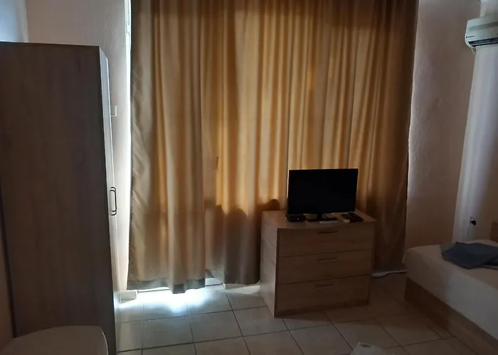 Casa de hóspedes семейство маврови Rezovo