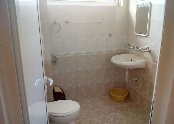 семейство маврови 3* Rezovo