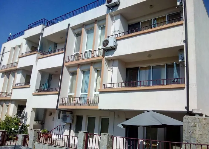 Casa de hóspedes семейство маврови Rezovo